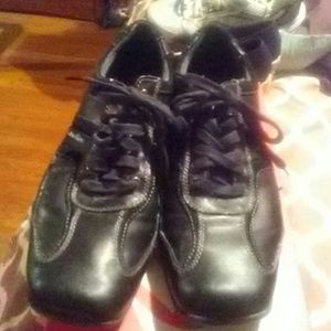 Mens shoes
